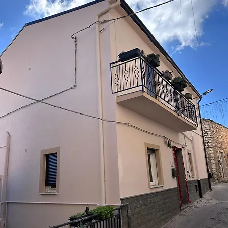 Casa Paradiso Guest house Castronuovo di Sicilia
